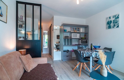 Saint-Jacques Apartment | Le Petit Saint Jacques - A quelques mètres de la mer