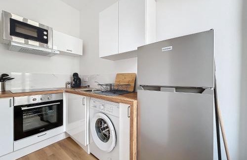 Le Bourg Apartment | Le Petit Sud - Appartement Proche des Halles - Wifi