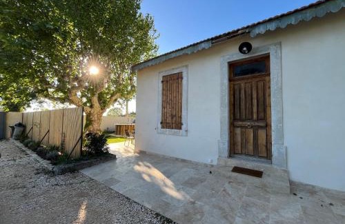 Monteux House | Le Platane Maison climatisée avec piscine