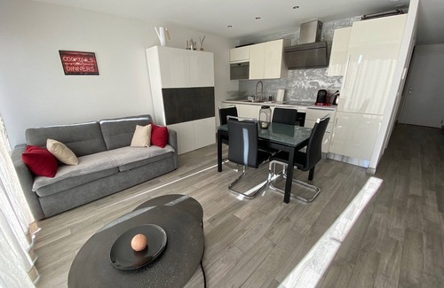 Les Lecques Apartment | "Le Primevère" Wifi -parking-jardin - Proche mer