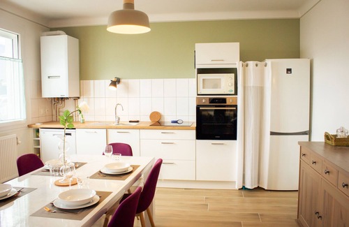 Albertville Apartment | Le Randonneur - Entrée Privée Avec Parking. A Proximité : Ville & Stations