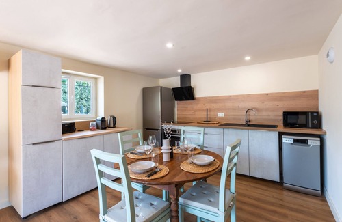 Saint-Paul-Trois-Chateaux Apartment | Le Refuge du Montélit - Appt avec jardin privé