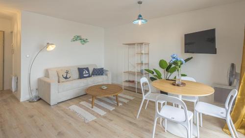 Troyes Apartment | Le Refuge 2 - Maréa - Hypercentre - 4 pers