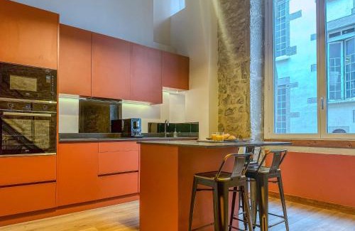 Grenoble City Centre Apartment | Le Refuge de la Bastille - Jacuzzi
