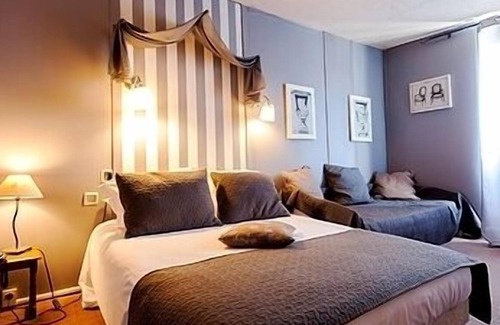 Vezenobres Hotel | Le Relais Sarrasin