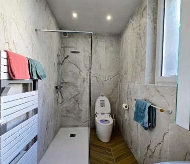 Centre Ville Rive Gauche Apartment | Le Rive Gauche by Beds76, Grand Parking