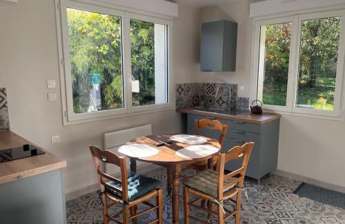 Langueux Apartment | Le Safran - Appartement chaleureux