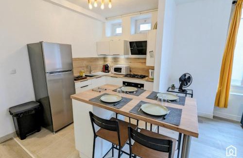 Bourgogne Apartment | Le Saint-Loup - Parking - Plain-pied - Central