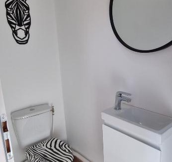 Meyssac Apartment | Le Savane
