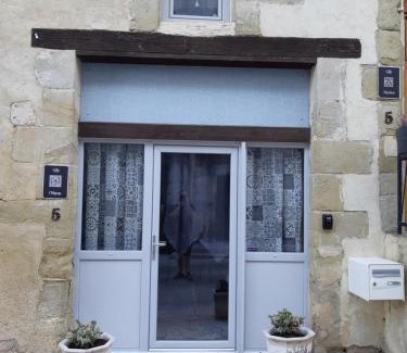 Lauzun Apartment | le studio d'Oihana