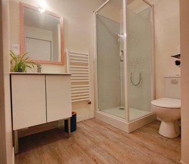 Plouneour-Trez Apartment | Le studio - La maison de la côte des légendes