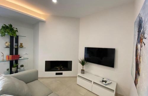 Zona XVI Torrenova Apartment | Le Suite con terrazzo Abitare Roma