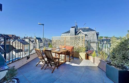 Deauville City Centre Apartment | Le Victorien YourHostHelper