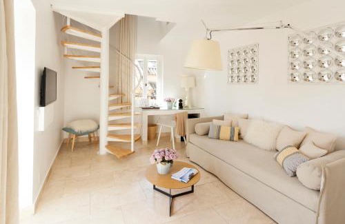 Castillon-du-Gard Hotel | Le Vieux Castillon