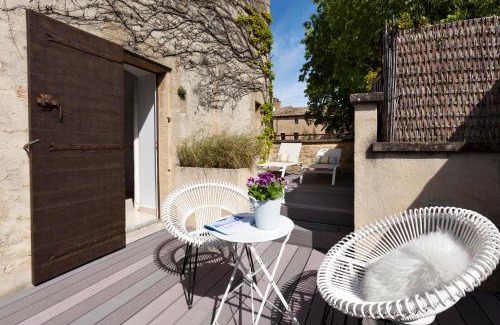 Castillon-du-Gard Hotel | Le Vieux Castillon