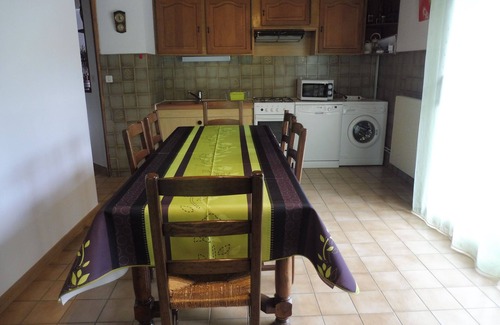 Sainte-Enimie Apartment | Le Vignot apartment in Sainte Enimie in the heart of the Tarn gorges