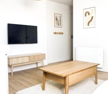 Le Mans Apartment | Le Zen - Superbe logement - Centre - Tram - Gare