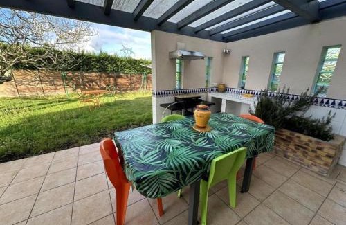 Port-de-Lanne House | Le zihans