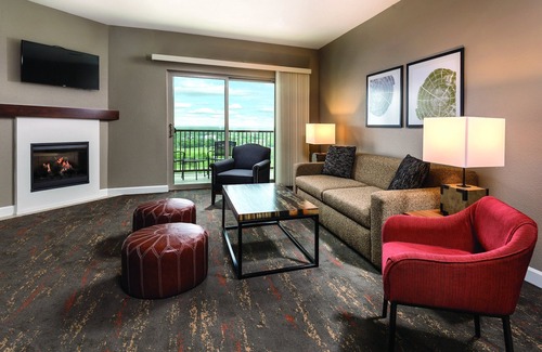 Marble Falls Resort | Leave your worries at the door!