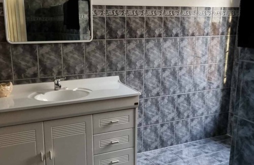 Leeman House | leeman boat house