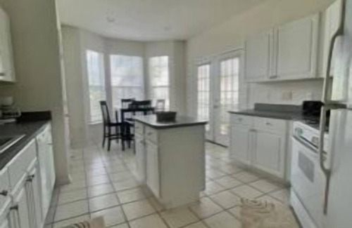 Gulfport Villa | Legacy Villa 1405- 2 bedroom 2 bath with garage - in beachside neighborhood