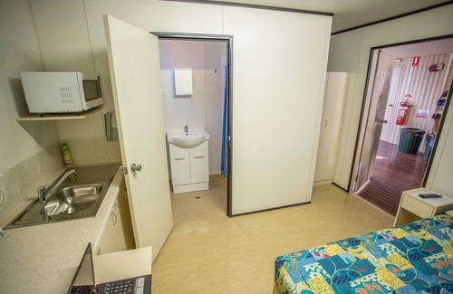 Mornington Hotel | Leichhardt Accommodation