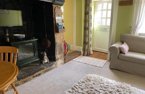 Hatherleigh House | Lemon Cottage