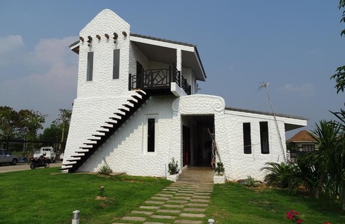 Chum Het Resort | Lemon Resort