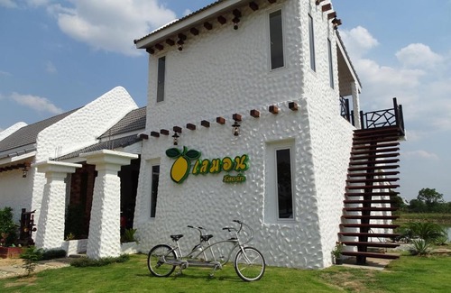 Chum Het Resort | Lemon Resort