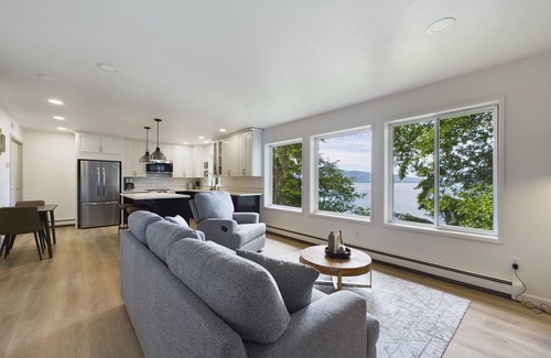 Juneau Villa | Lena Beach Retreat - Oceanfront Luxury