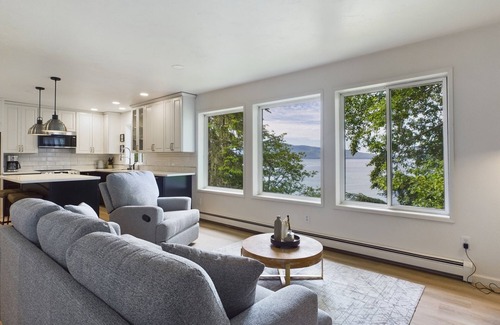 Juneau Villa | Lena Beach Retreat - Oceanfront Luxury