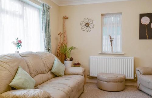 Moreton House | Lena's Lodge
