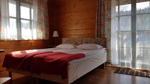 Cisna Bed & Breakfast | Leonówka Bieszczady