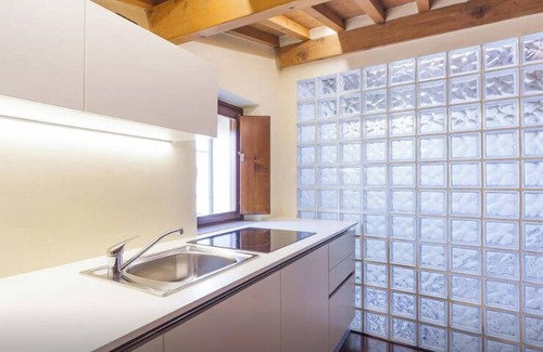 Citta Antica Apartment | Leoni House Verona, elegant apartment in the historical center