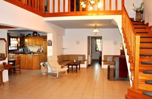 Pitsidia Villa | Leonidas Comfortable holiday residence