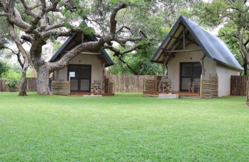 Thorny Bush Game Reserve Cabin | Leopard's Bend Bush Lodge