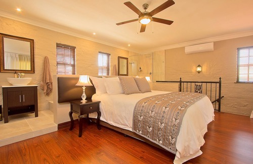 Centurion House | Leopardsong Manor