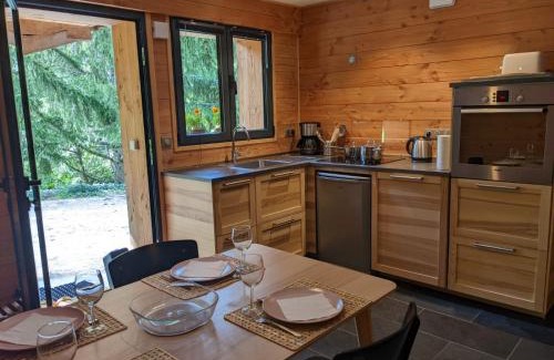 Moye Apartment | LES ACACIAS