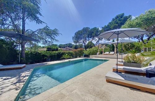 Boulouris-sur-Mer Villa | "LES ALIZES" Côté jardin Proche Bord de mer