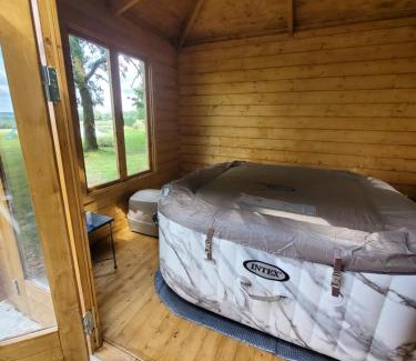 Rouffignac-Saint-Cernin-de-Reilhac Apartment | Les Cabanes de Rouffignac