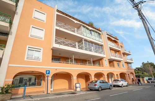 Saint-Aygulf Apartment | Les Calanques d'Azur by Interhome