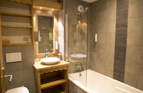 Praz-sur-Arly Hotel | Les Chalets de La Griyotire