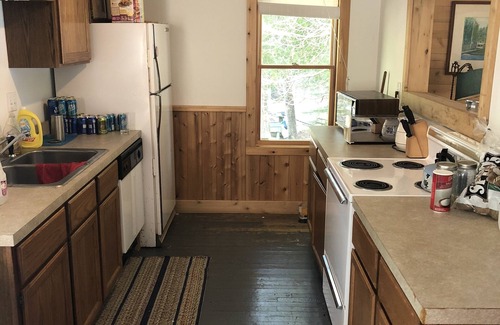 Cedarville Cottage | Les Cheneaux Isalnds