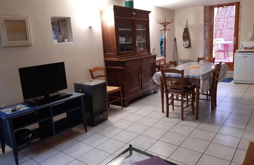 Taix House | Les Figuiers - TAIX - Gîte