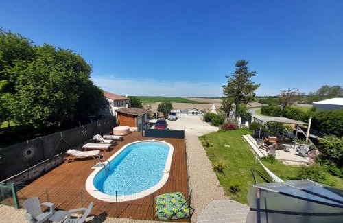 Barzan House | Les Flots De Ma Vie Chambres D Hotes et tipi Florence Et Virginie Gossin