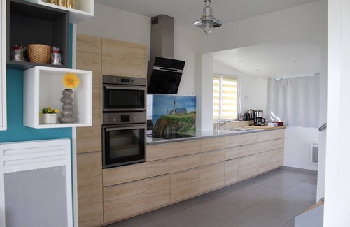 Plougonvelin House | Les Gîtes de Fabie : La Maison des gardiens de l'océan avec spa, face à l'océan