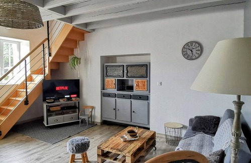 Rom House | Les Gîtes de La Roche Élie Chez Léonie
