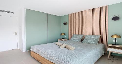 Le Cannet Apartment | Les Genêts - 2 chambres - Terrasse - Climatisé