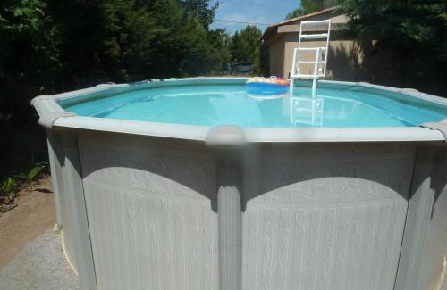 Argeliers House | Les mûriers - Etage complet d'une grande maison avec jardin