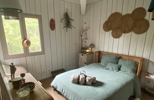 Orthoux-Serignac-Quilhan House | Les Mazes